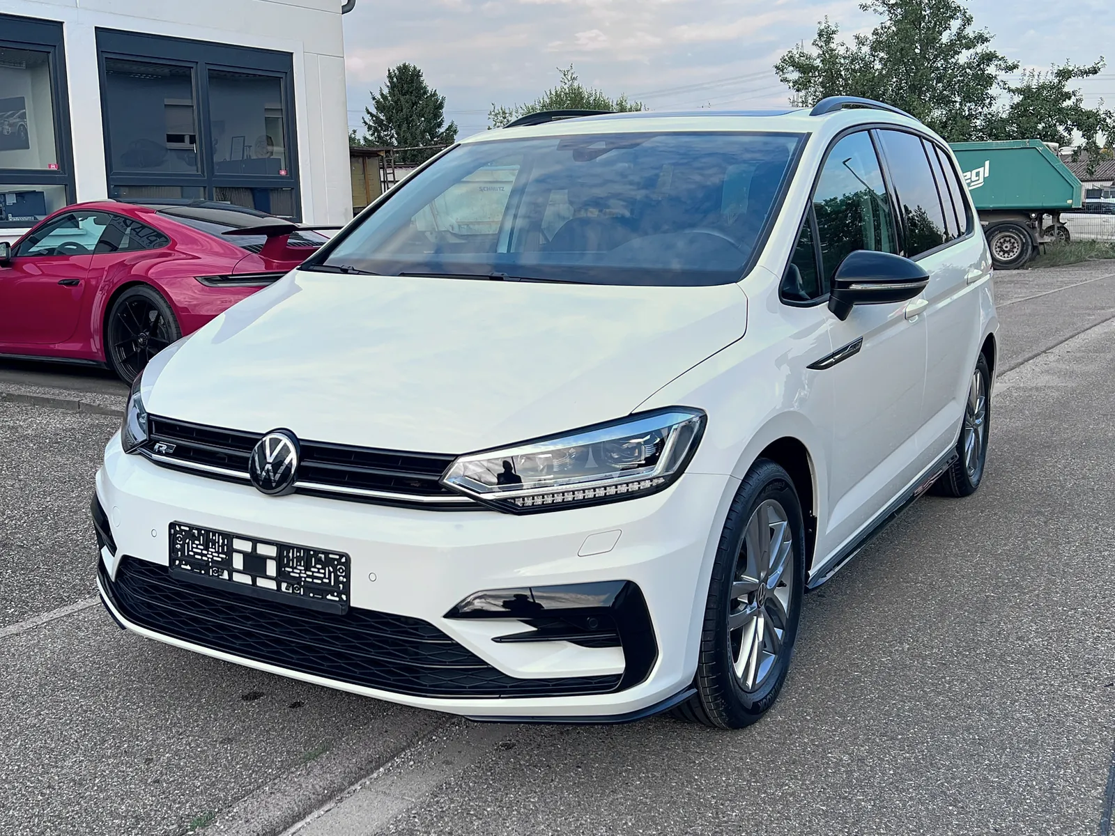 VW Touran 2.0TDI DSG R-Line